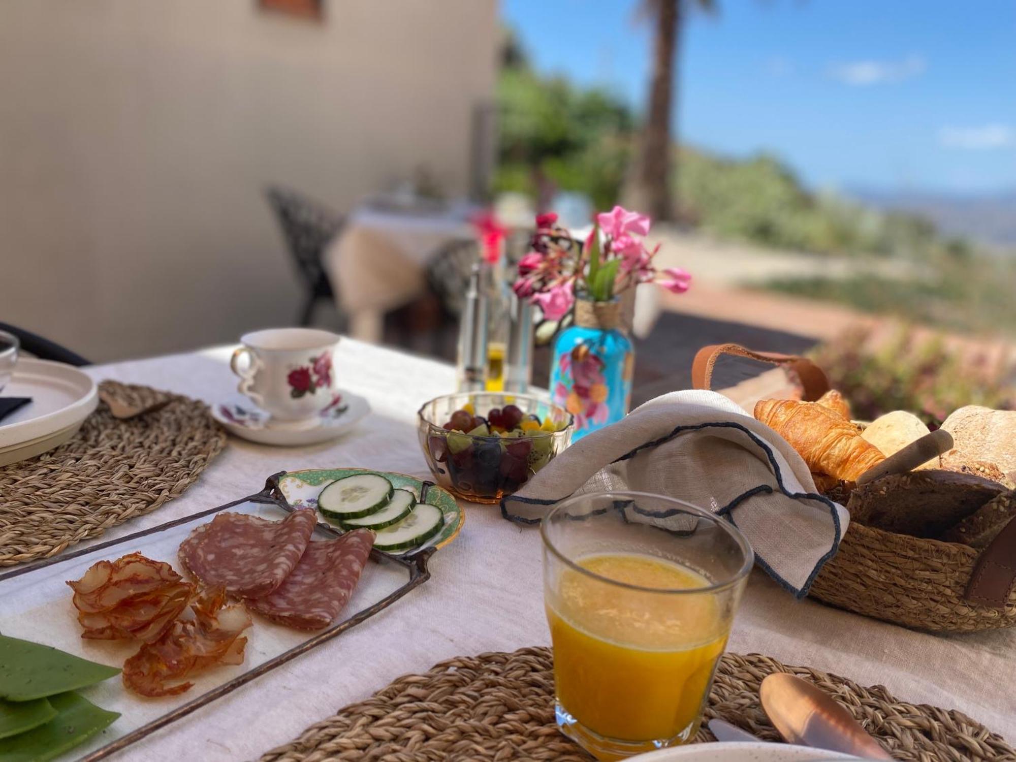 Boutique B&B El Refugio Alcaucín Kültér fotó